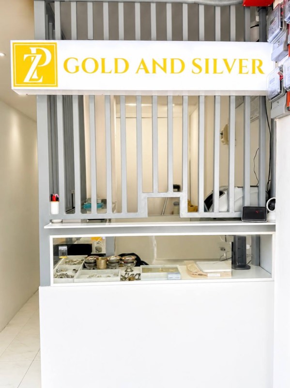 The ZP Gold Trading storefront and service counter